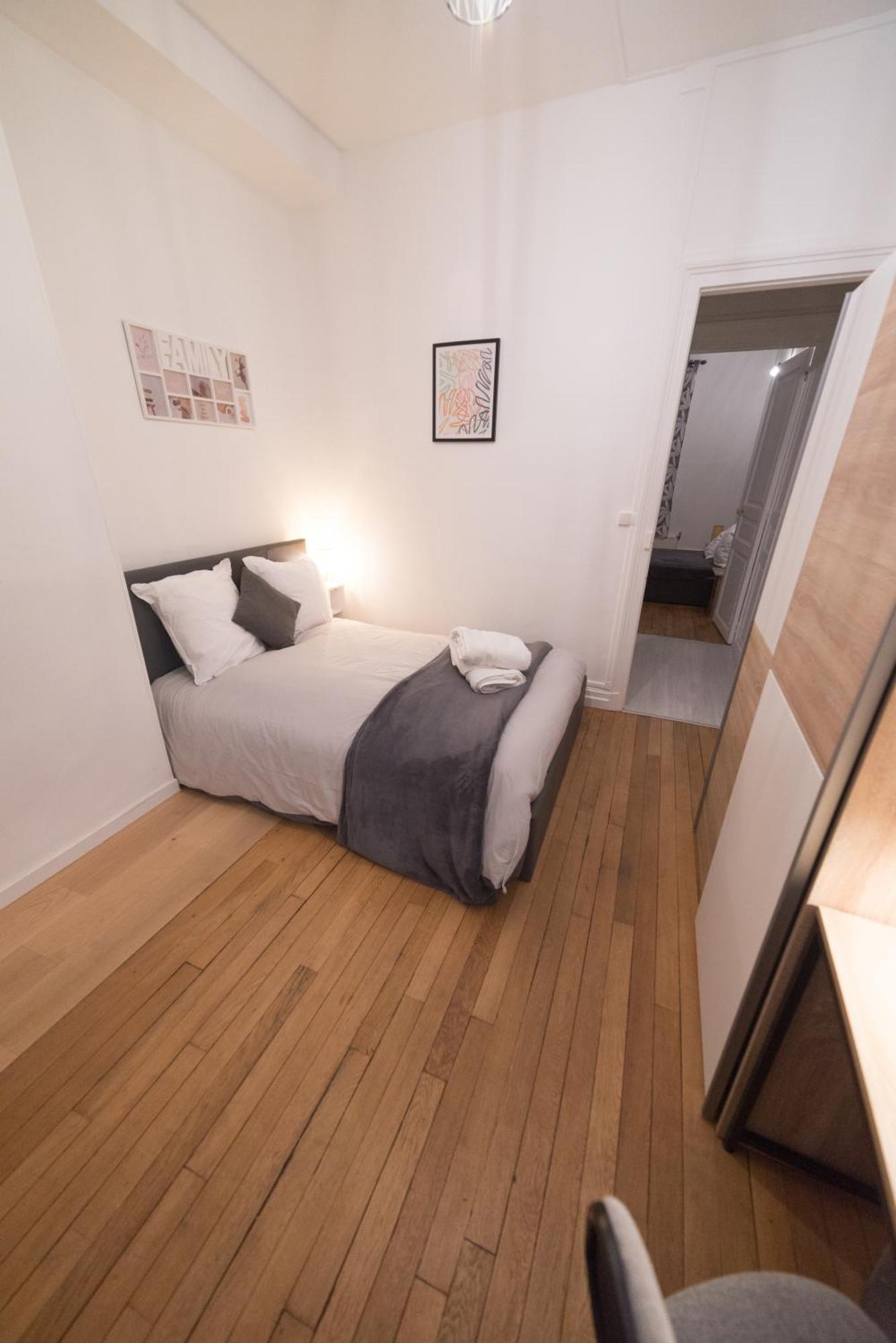 Suite Double Fabriques, 2 Bedrooms, Central, Parking Nearby, Self Checkin Nancy Exterior photo